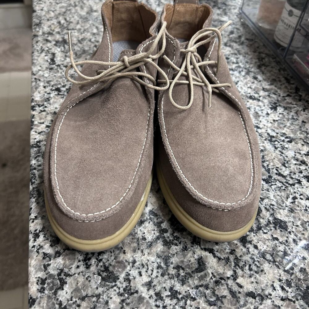 Johnnie O Shoes men’s size 8 gently worn